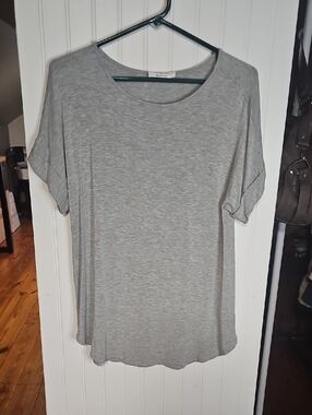 Everyday Relaxed Crewneck Tee - Gray